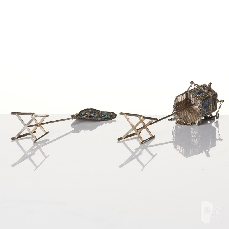 A group of hair ornaments, - 图11